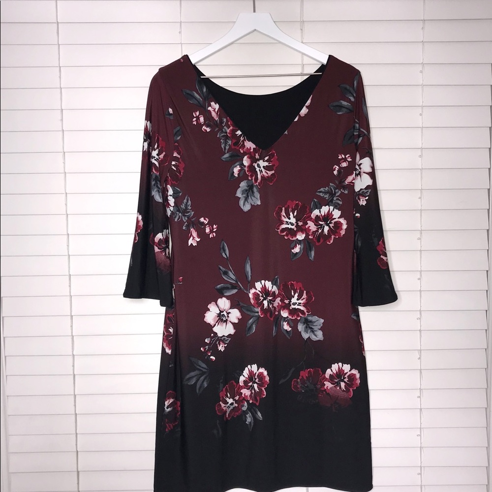 Whbm Reversible Floral/Solid V-Neck Shift Dress - image 4
